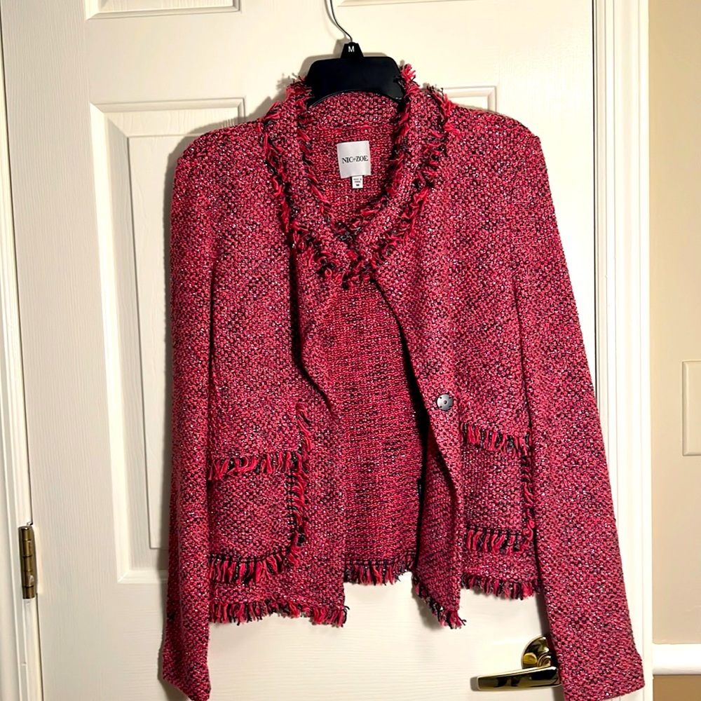 Nic+Zoe, jacket, pink/black/silver stitching, has a little sparkle, size medium